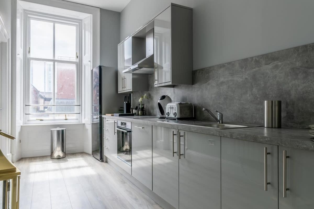 Beautiful 4 Bed Flat In Perfect Central Location Glasgow Exterior photo